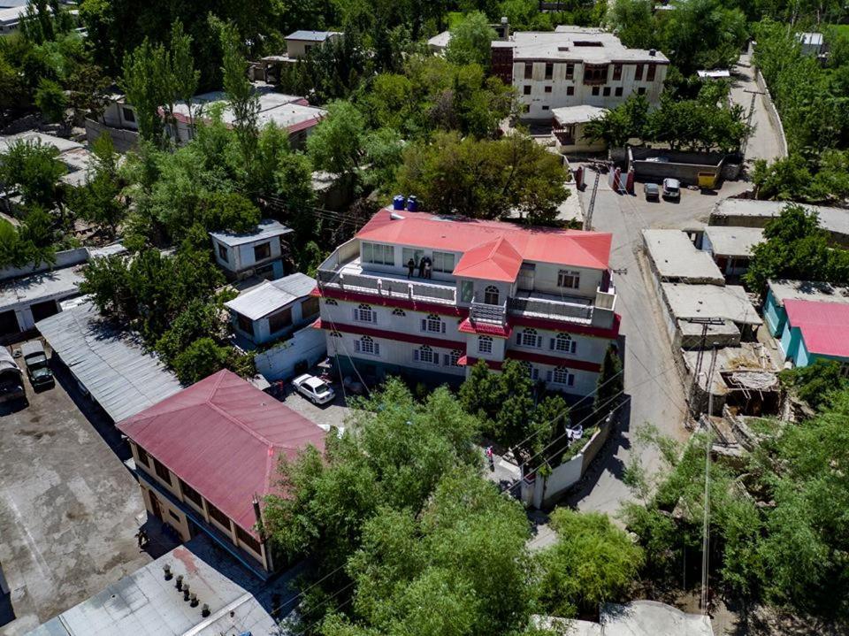 Hotel Dewanekhas Скарду Екстериор снимка