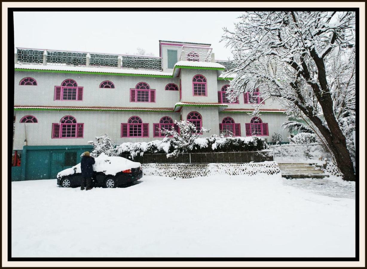 Hotel Dewanekhas Скарду Екстериор снимка